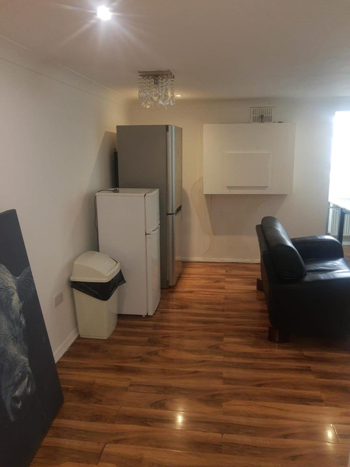 Rayan'S Lodge Stratford London Bagian luar foto